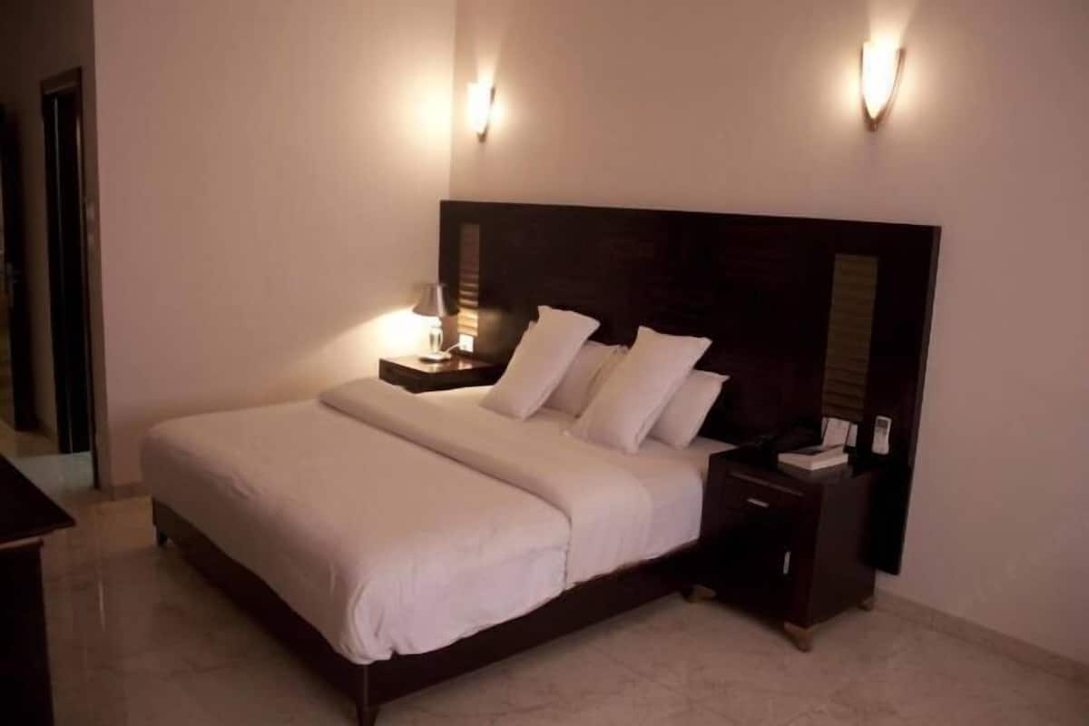 Ropa de cama de alta calidad y minibar