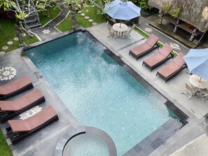 Quarto casal, vista para a piscina | Vista do quarto
