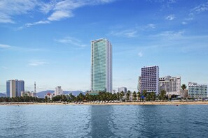 View from property - Muong Thanh Luxury Nha Trang Hotel (Nha Trang)