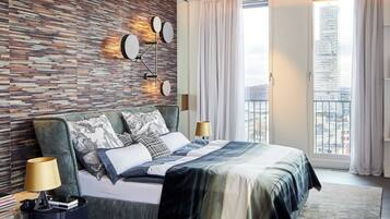 Hochwertige Bettwaren, Minibar, Zimmersafe, individuell dekoriert