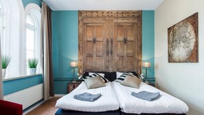 Dobbelt- eller tomannsrom, delt bad (bed linen and towel included) | Sengetøy i egyptisk bomull, sengetøy av topp kvalitet og lydisolert