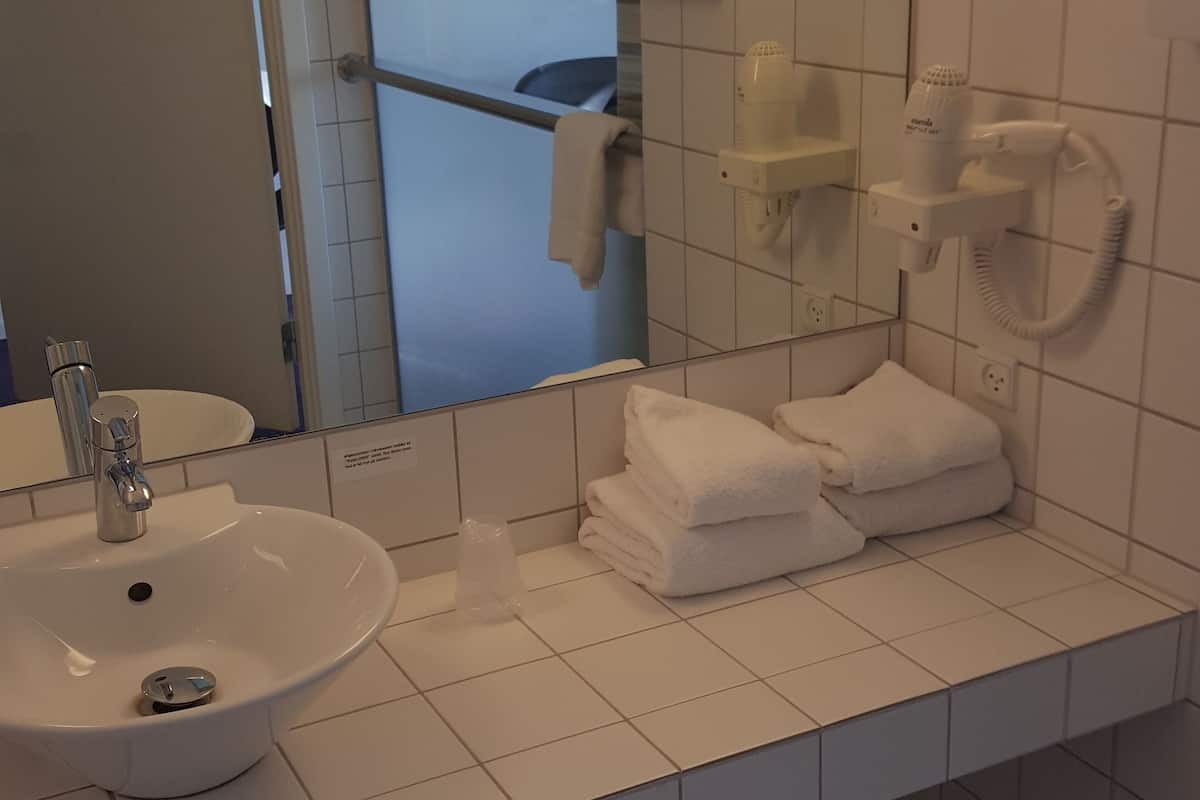 triple room | bathroom | hair dryer, towels