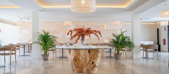 坎亞梅爾太陽套房飯店  