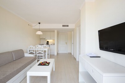 Canyamel Sun Suites Hotel