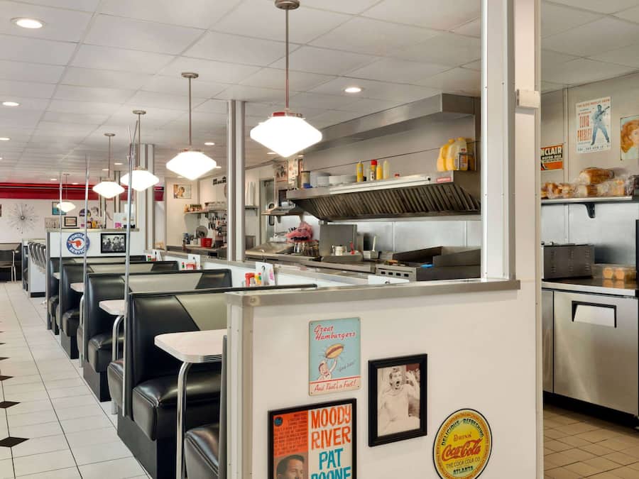 Se ofrece un desayuno a la carta todos los días (por un coste adicional)