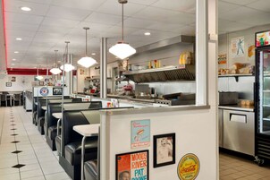 每日供应即点即煮早餐（需付费）