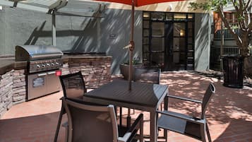 BBQ/picnic area