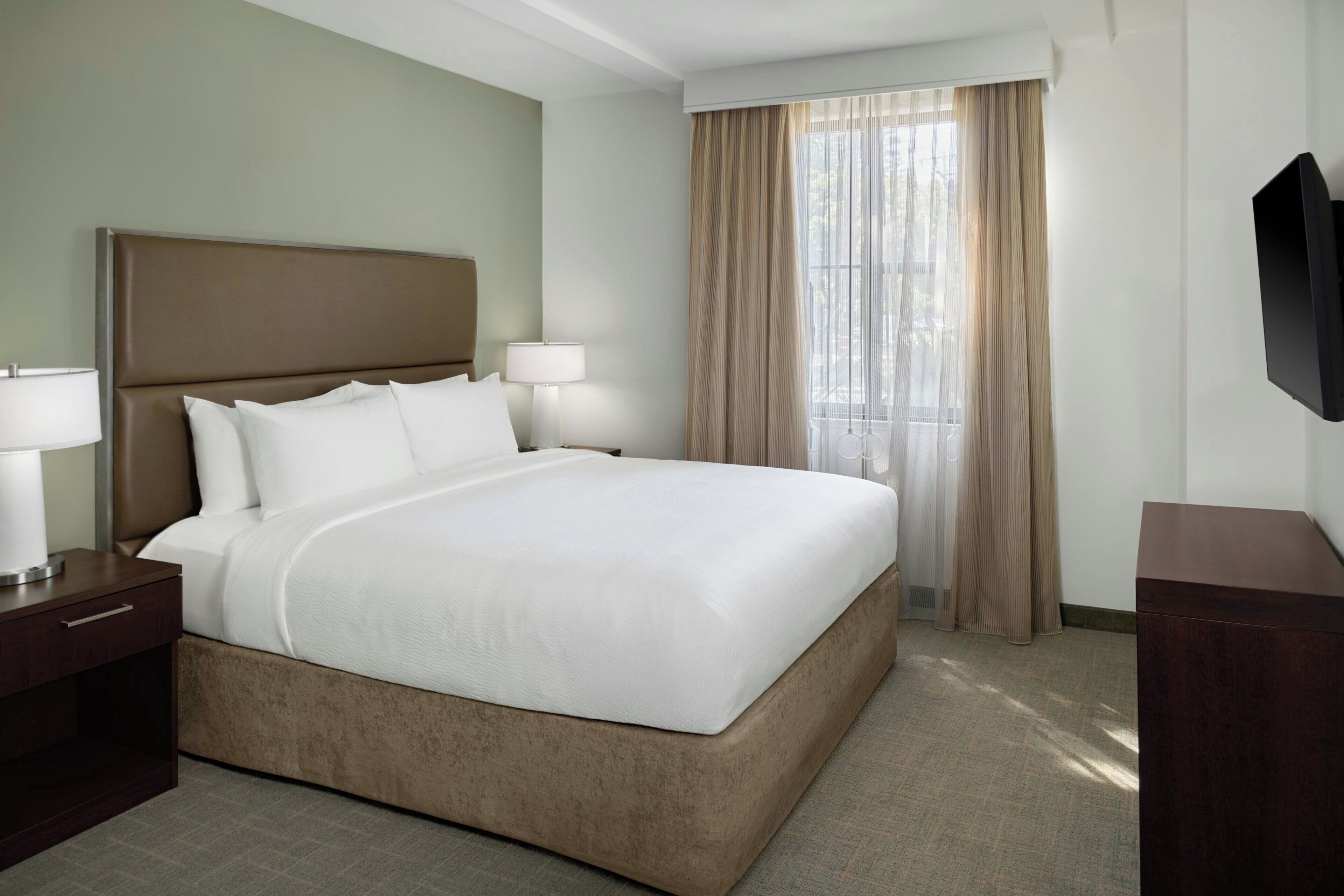 Photo - Menlo Park Inn