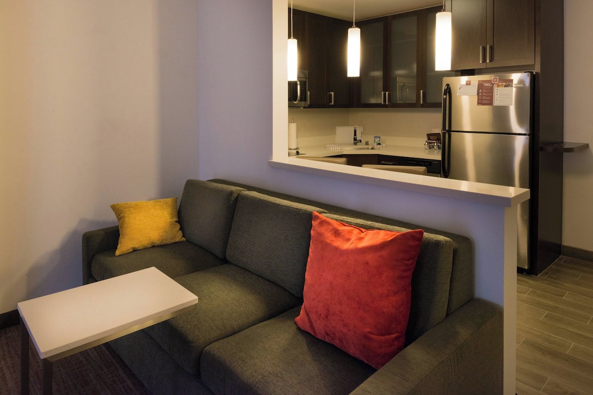 1 bedroom, in-room safe, blackout curtains, rollaway beds