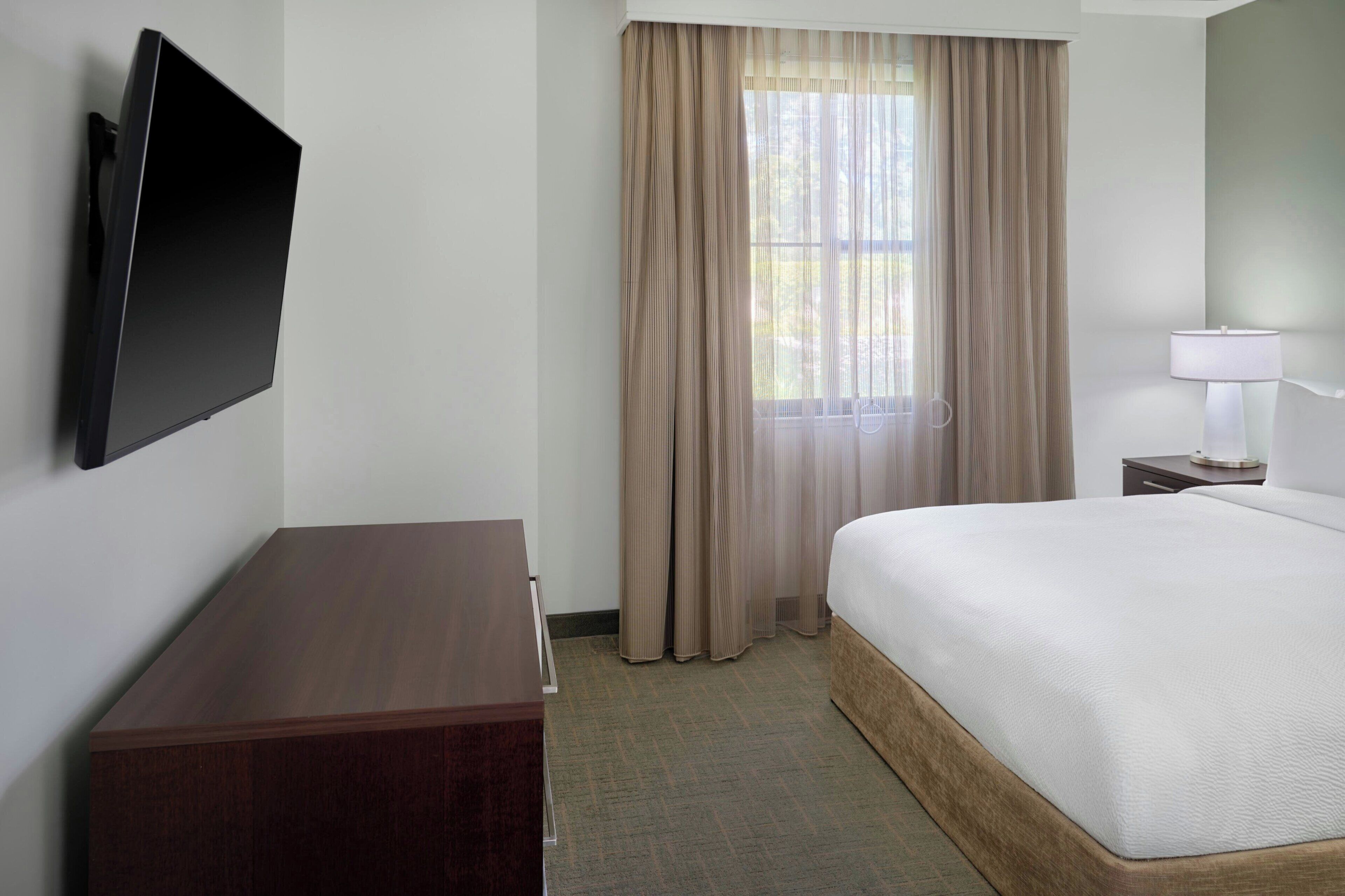 Photo - Menlo Park Inn