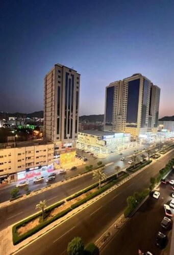 Royal Al Mashaer Hotel