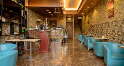Royal Al Mashaer Hotel