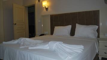 Deluxe-Doppelzimmer, 1 Doppelbett oder 2 Einzelbetten, Balkon