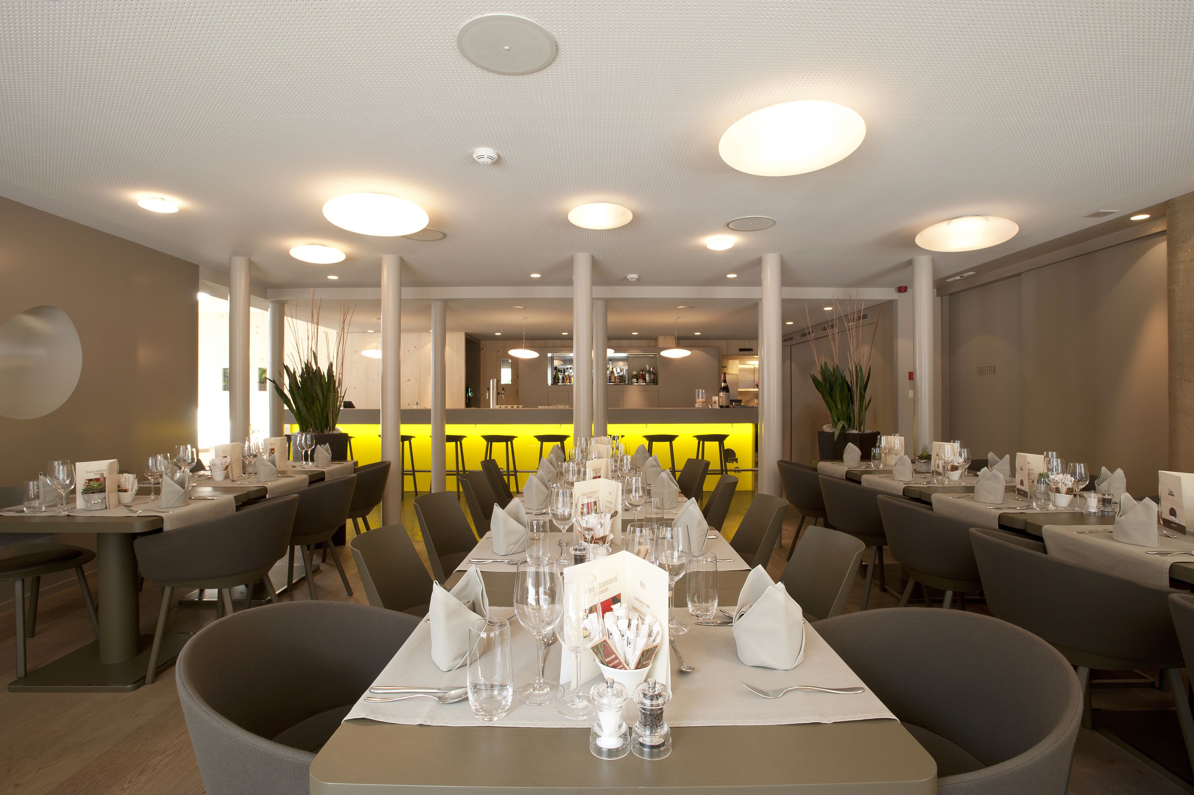 lunch and dinner served, regional cuisine