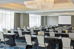 Meeting facility