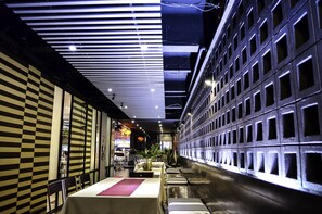 Restaurant - The Ratchathani Hotel (Ubon Ratchathani)