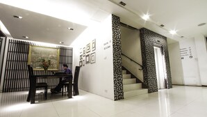 Staircase - The Ratchathani Hotel (Ubon Ratchathani)