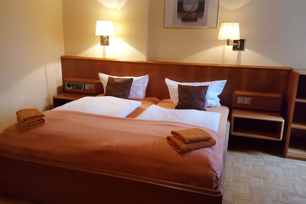 Habitación doble de uso individual | Camas extra y wifi gratis 