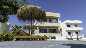 ที่อาบแดด