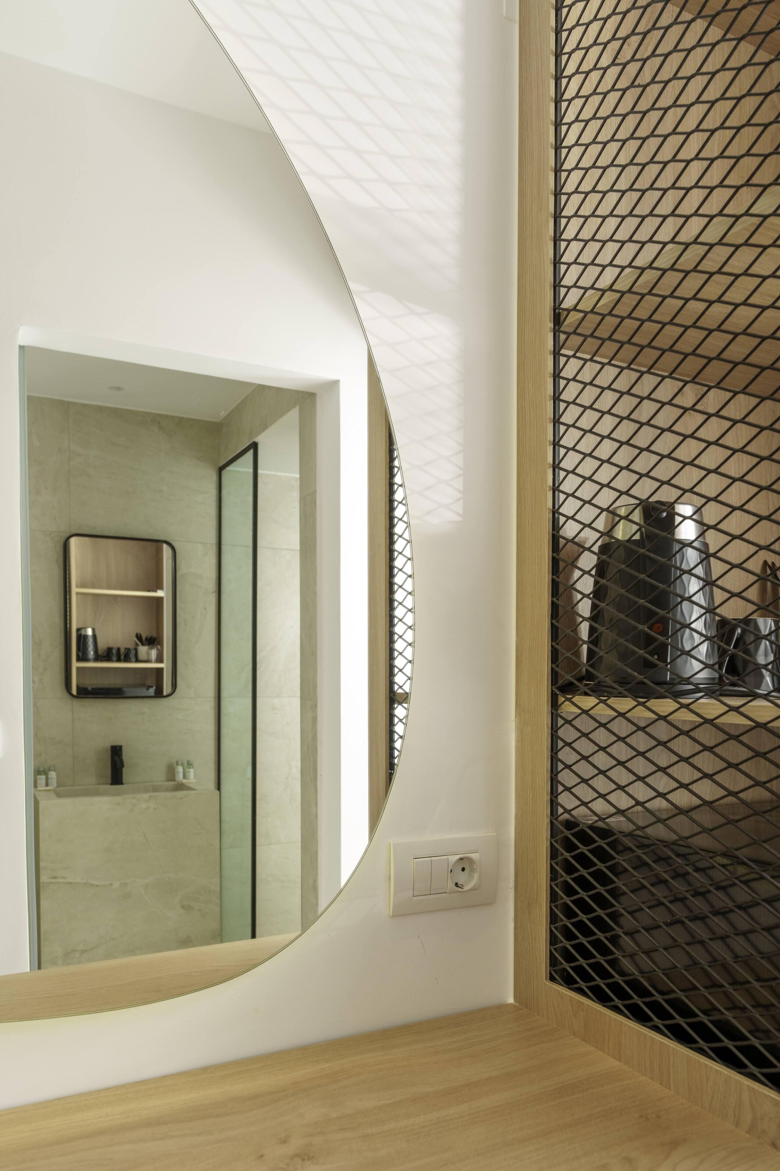 Deluxe Mini Suite(2 pax) | 高級寢具、獨特裝潢、布置獨特、筆電工作空間