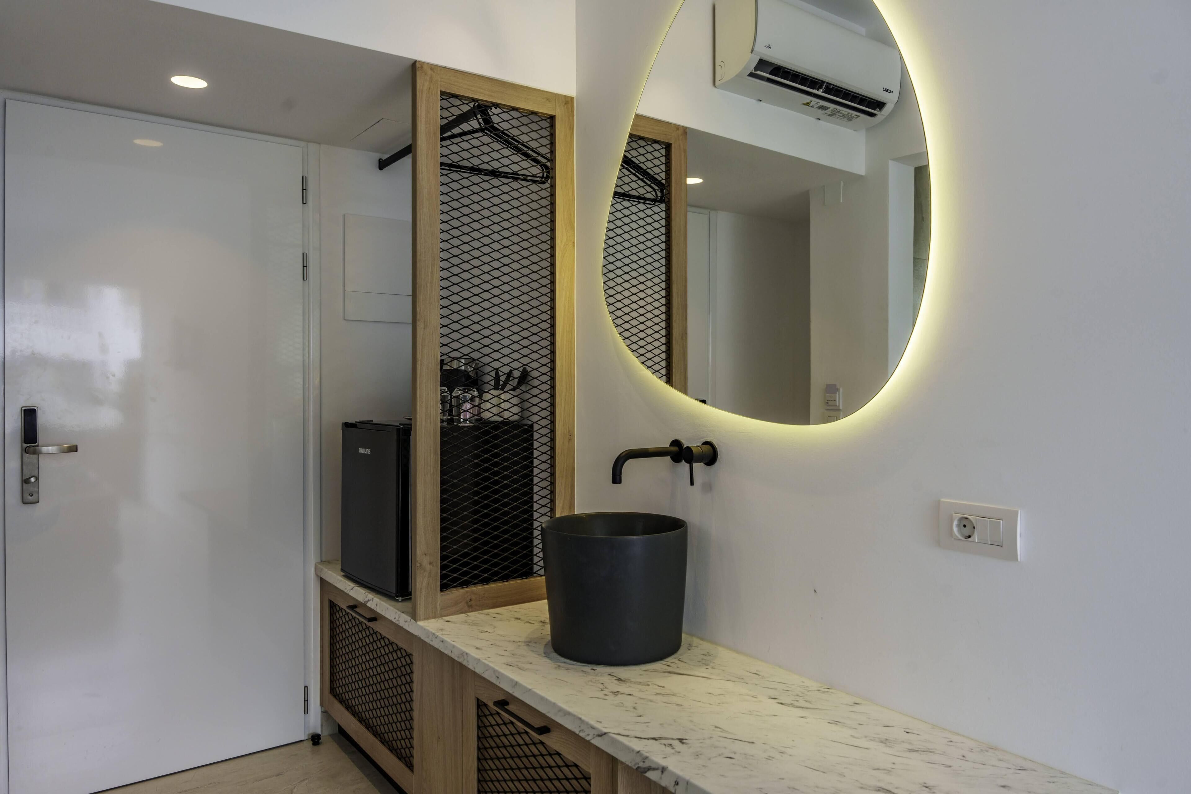 Deluxe Mini Suite(2 pax) | 高級寢具、獨特裝潢、布置獨特、筆電工作空間