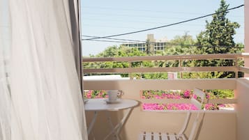 Junior Double Suite with Jacuzzi | Terrace/patio