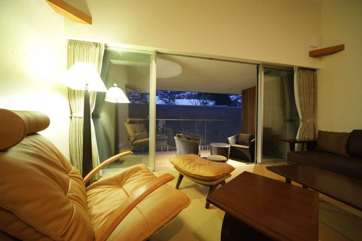 Premium bedding, minibar, in-room safe, free WiFi