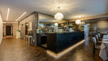 Bar (en la propiedad)