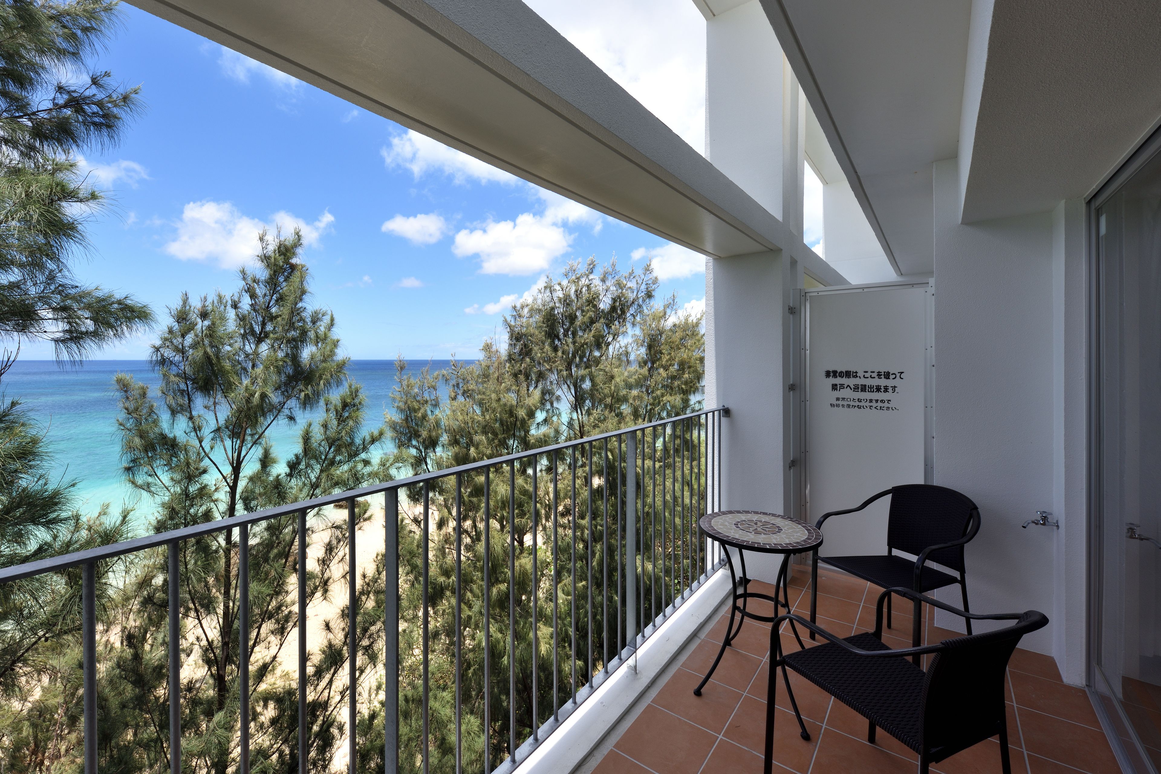 Familienzimmer, Nichtraucher | Blick vom Balkon