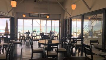 Breakfast and dinner served, beach views