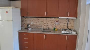 In-room safe, free WiFi, bed sheets