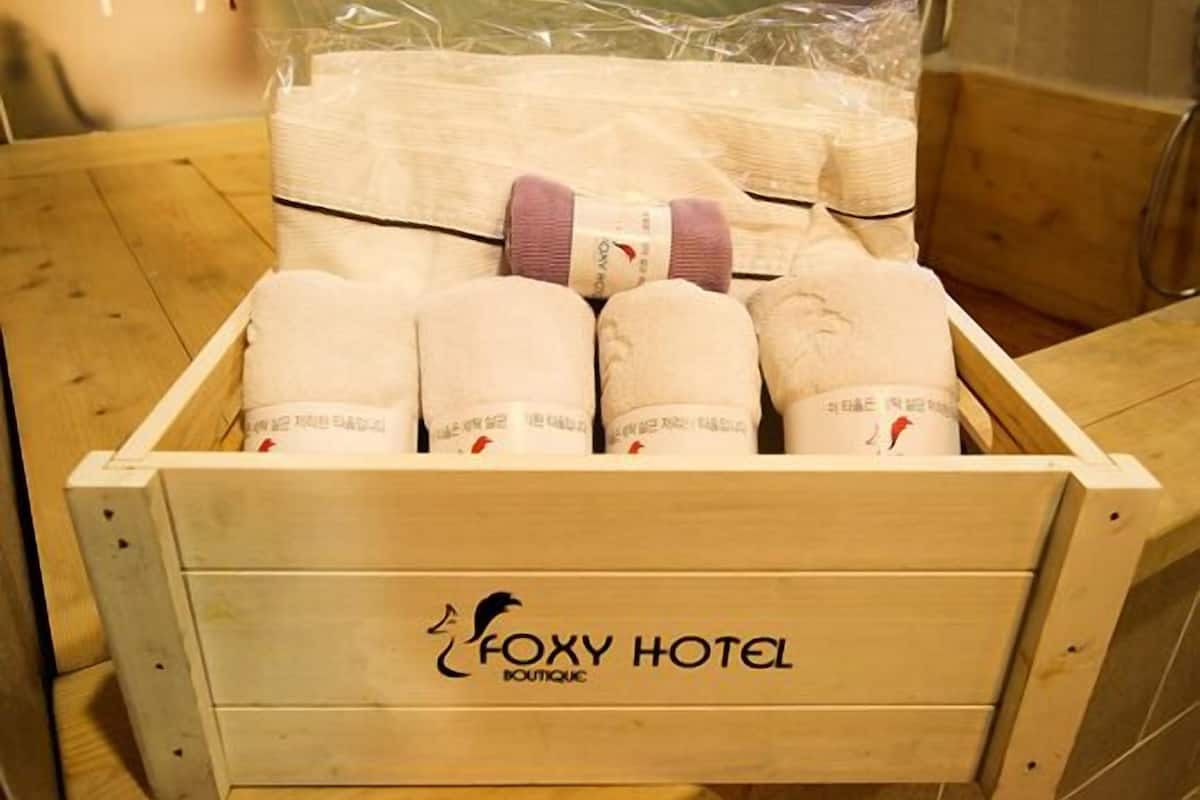Room amenity