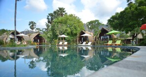 Suite (Lumbung) | In-room safe, desk, blackout drapes, cribs/infant beds - Kinaara Resort & Spa (Pemuteran)