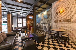 Lobby lounge - Na Siam Guesthouse (Phuket)