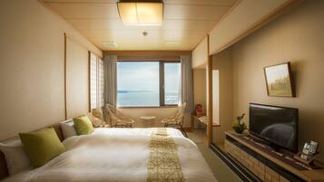 Deluxe Double Room | In-room safe, individually furnished, blackout drapes, free WiFi