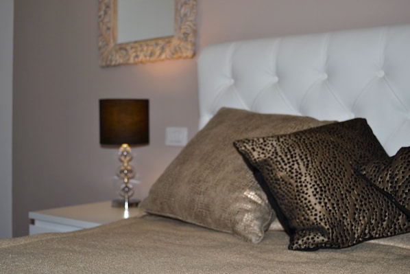 Premium bedding, minibar, in-room safe, desk - Zsuite (Cagliari)