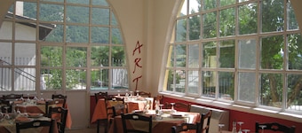 Art Hotel