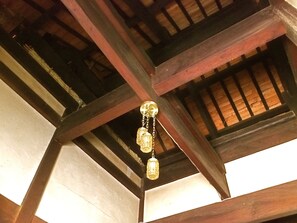 Interior entrance - Kominka Sharehouse Hooju - Hostel (Miyazaki)