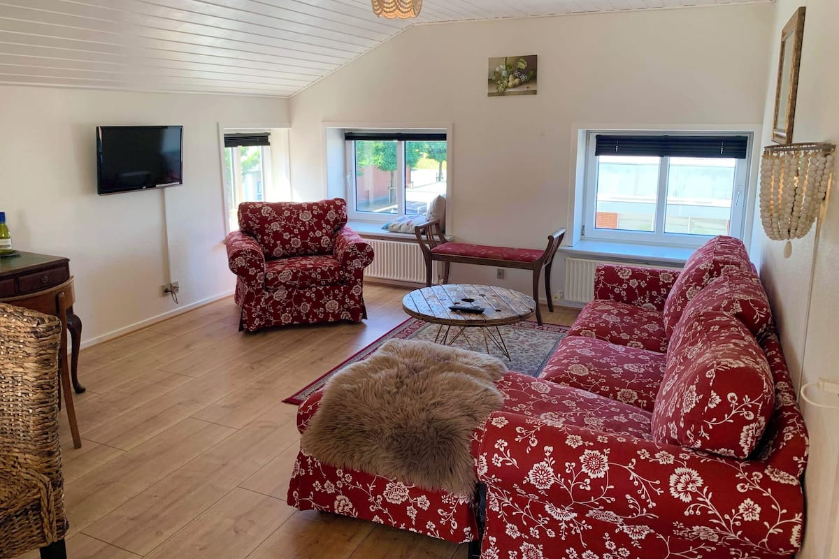 Familienapartment, 2 Schlafzimmer, Küche | 1 Schlafzimmer, individuell dekoriert, individuell eingerichtet