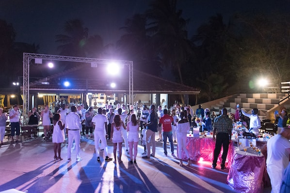 夜总会