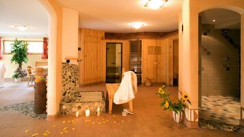 Tratamentos faciais, massagens