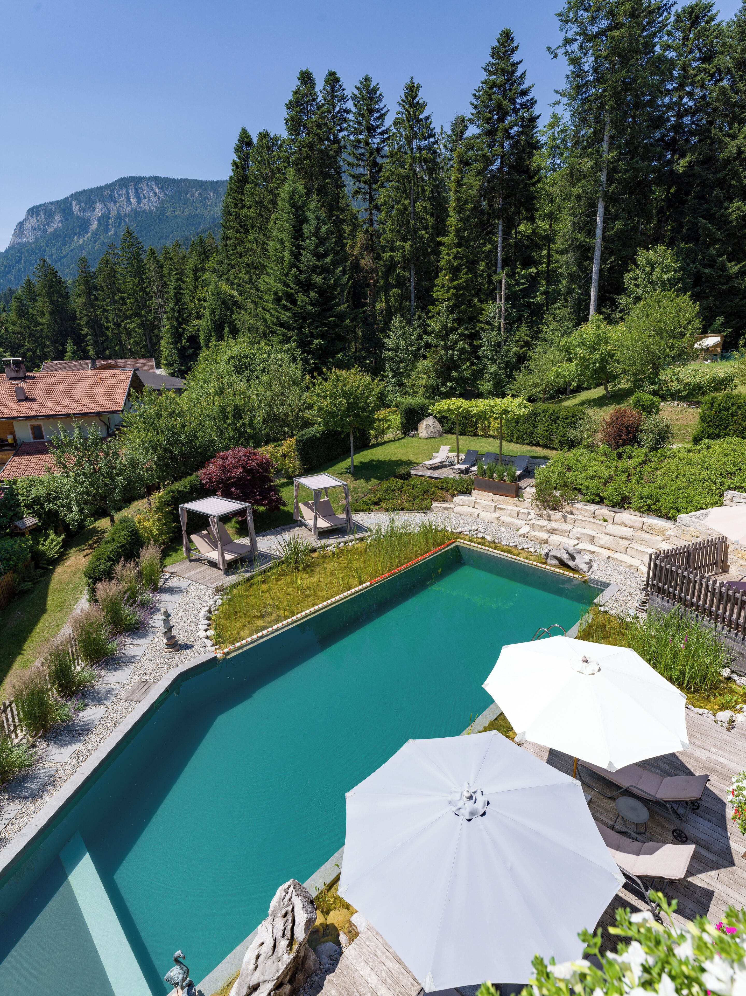 Piscine extérieure (ouverte en saison)