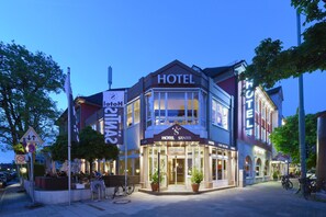 Exterior - Hotel Säntis (Munich)