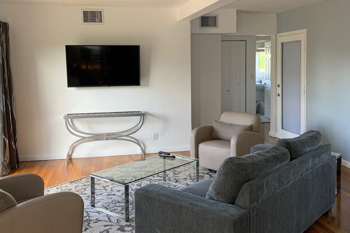Two Bedroom Grande Suite | Living area