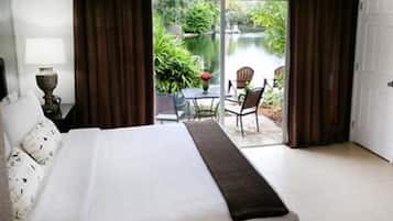 Premium bedding, down comforters, in-room safe, individually decorated