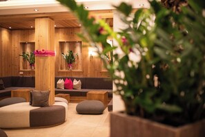 Lobby - Hotel Stadt Wien (Zell am See)