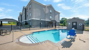 Seasonal outdoor pool