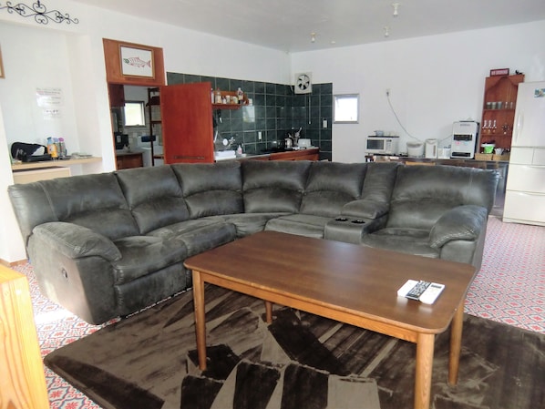 TV
