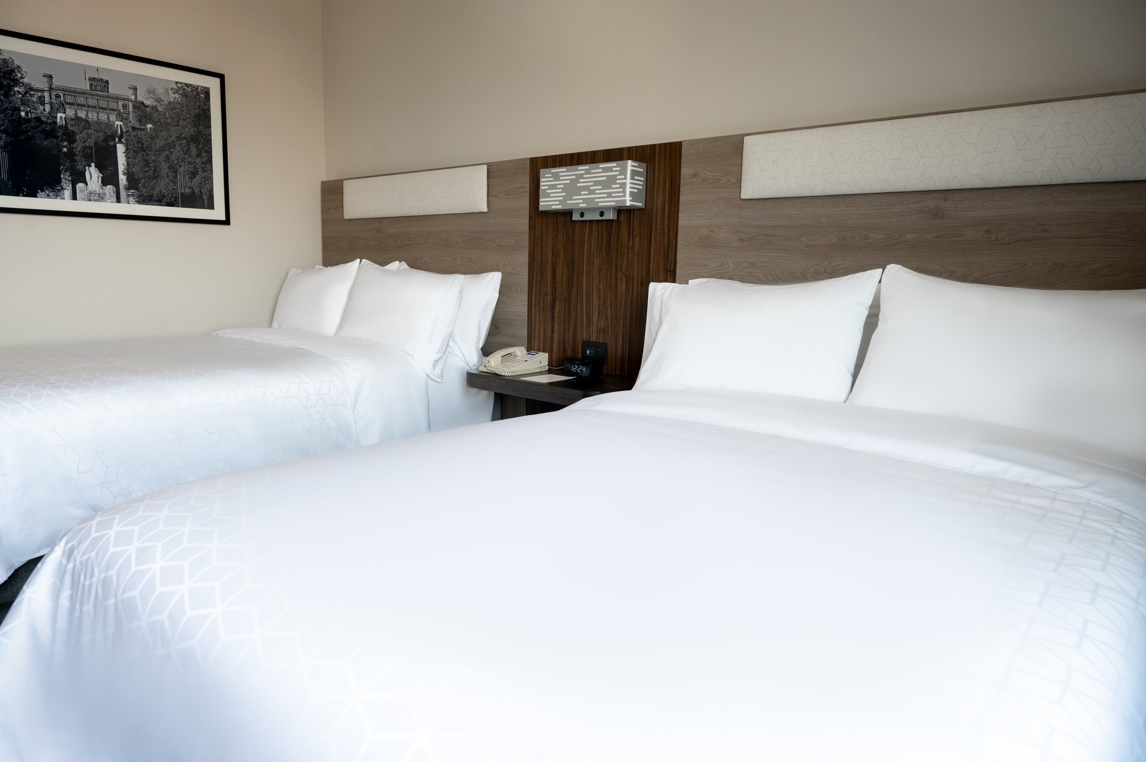 1 bedroom, in-room safe, desk, soundproofing