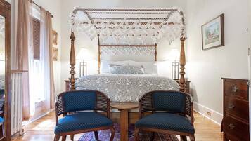 Executive kamer | Luxe beddengoed, individueel gedecoreerd, een strijkplank/strijkijzer